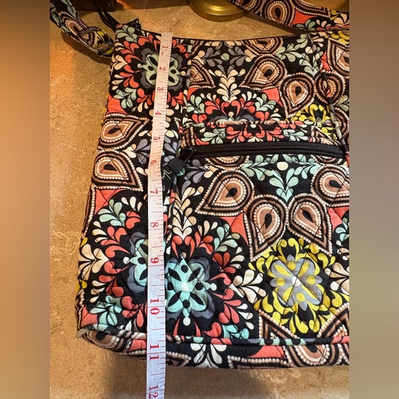 Vera Bradley | Quilted Crossbody Messenger Bag Retired Sierra Pattern! - Picture 13 of 13